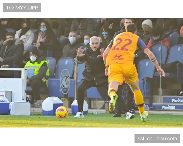 莫拉赛后承认防守端出现很多失误，球队需要做出改变